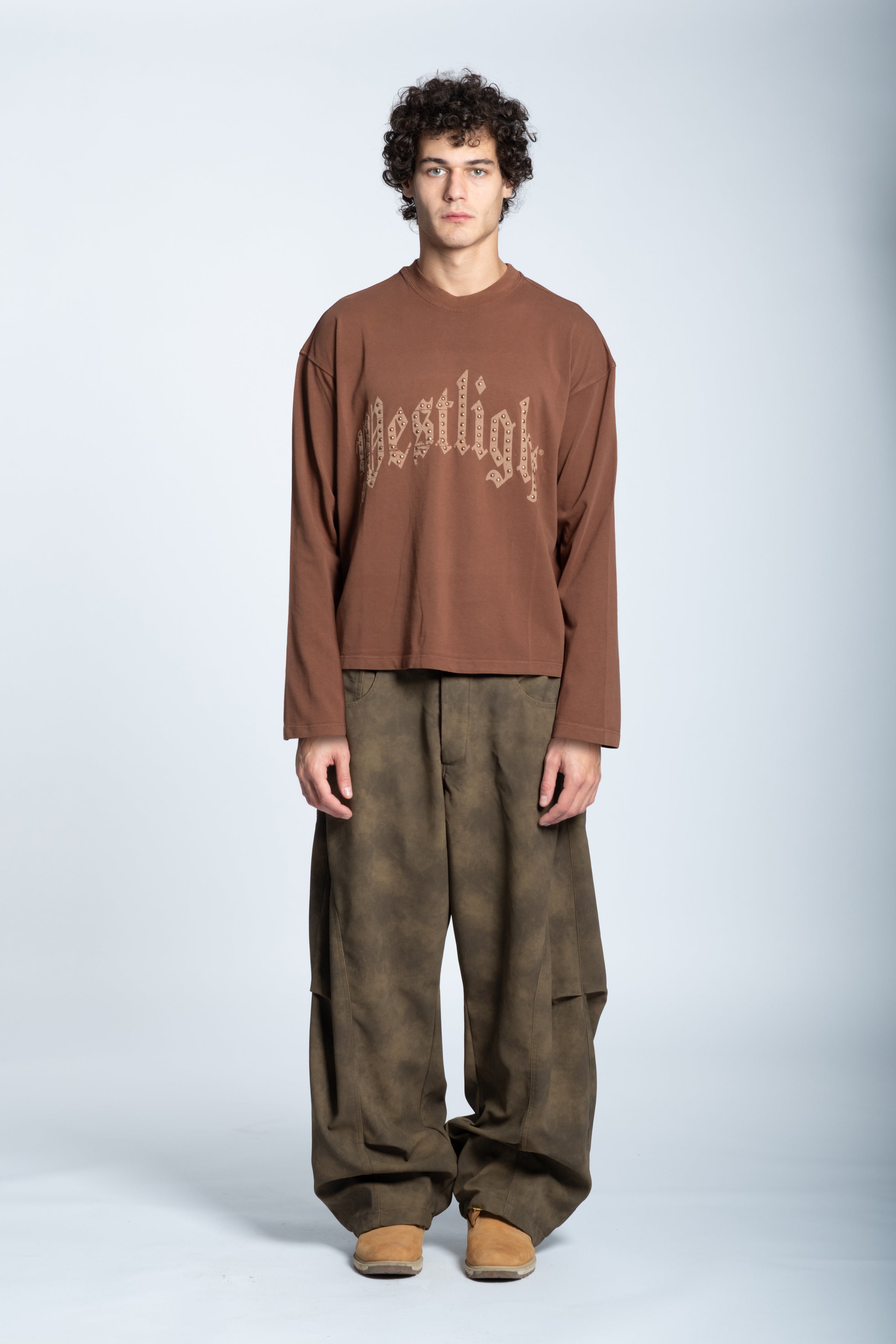 LOGO STUDDED LONGSLEEVE BROWN