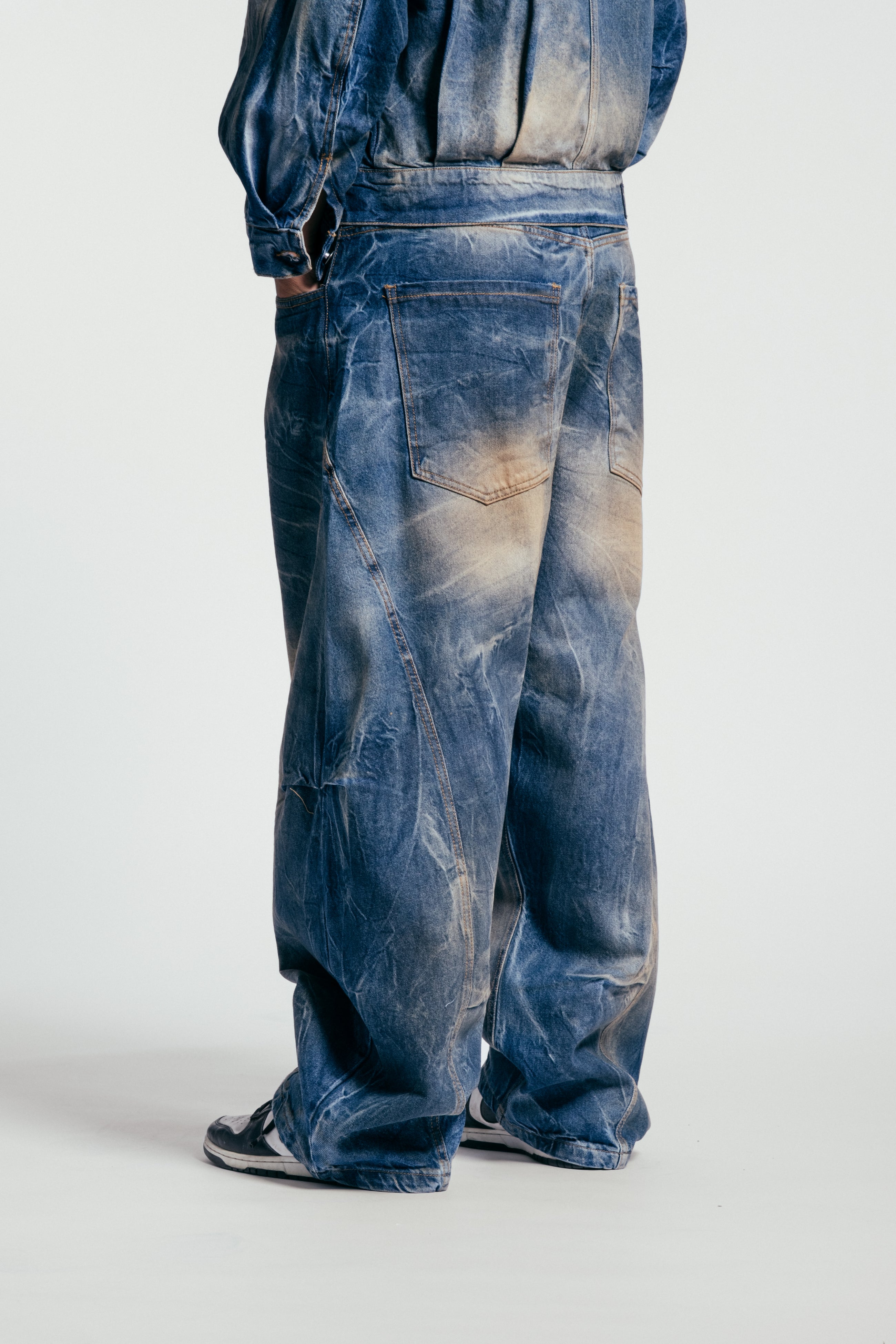 Rust Washed Jeans