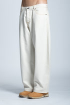 BALLOON CREAM JEANS