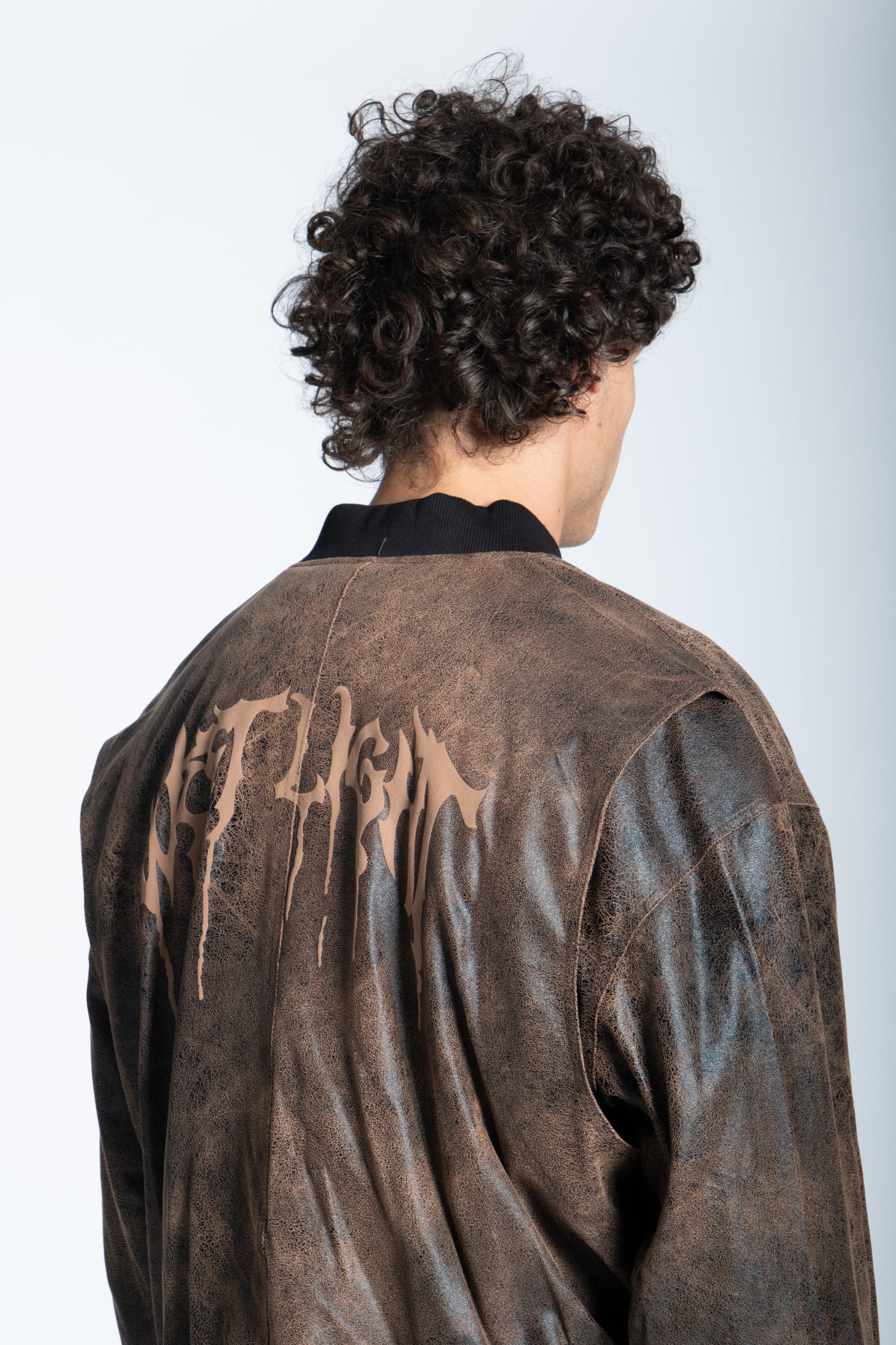 DISTRESSED LEATHER BOMBER