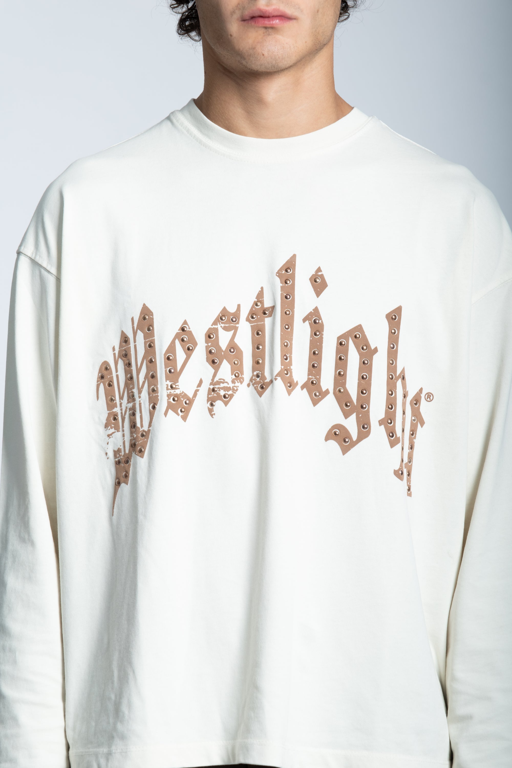 LOGO STUDDED LONGSLEEVE WHITE