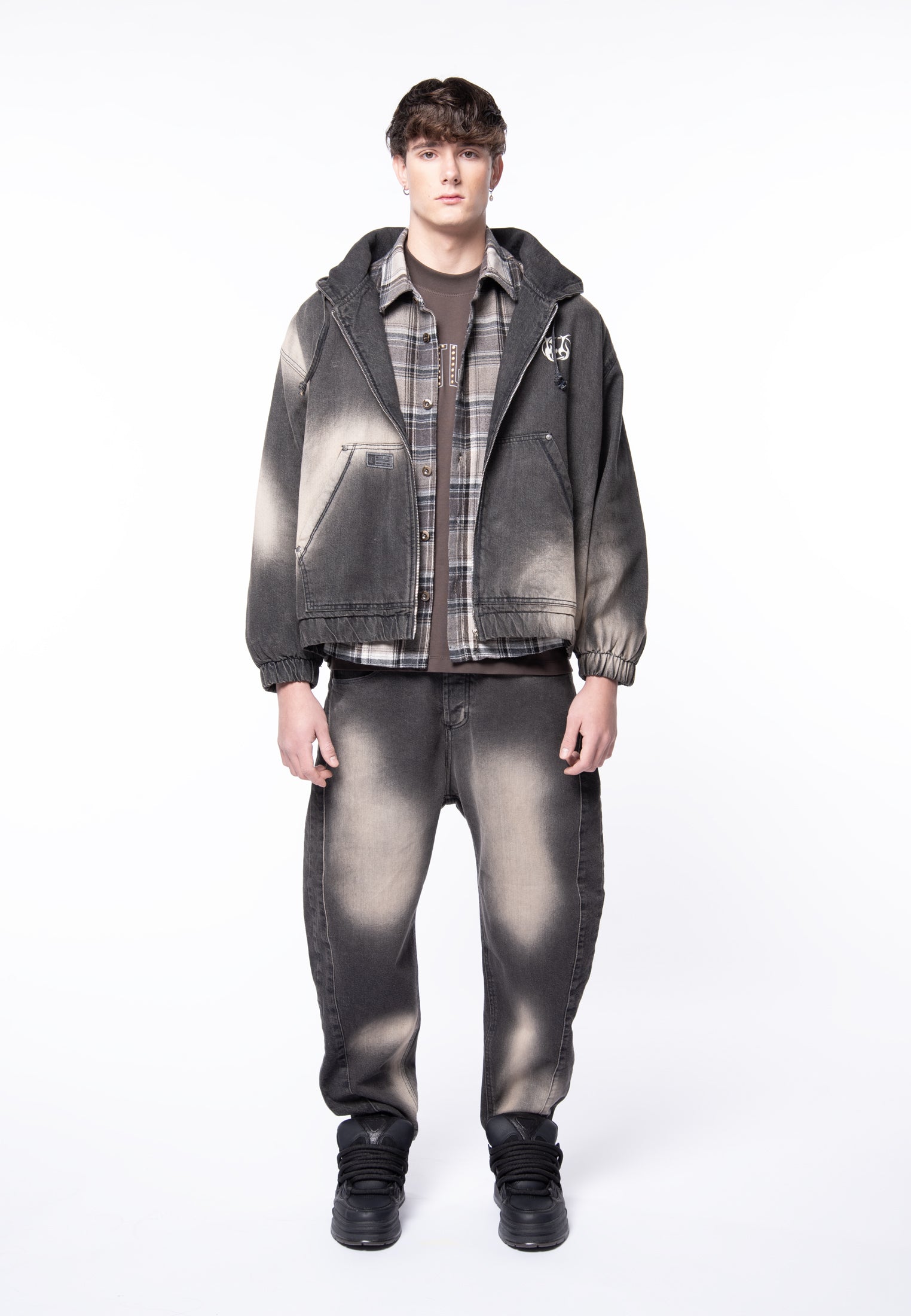 5 pockets black balloon casual spray